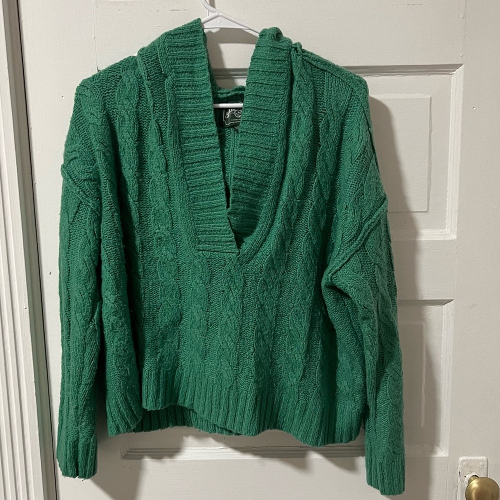 Green Hooded Crop Sweater